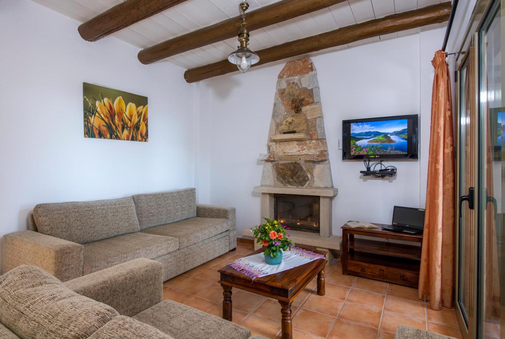 Malathiros Traditional Villas מראה חיצוני תמונה